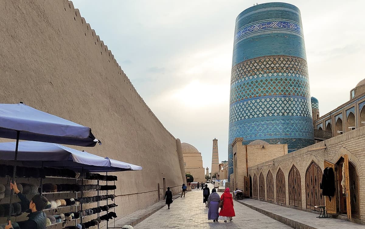 Kalta Minor minaret, Khiva